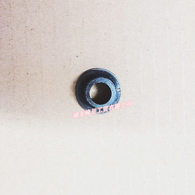 Dongfeng/Dcec Kinland  Engine Parts Auto parts for Truck Shock Gasket Valve Housing Cover Screw C3959799