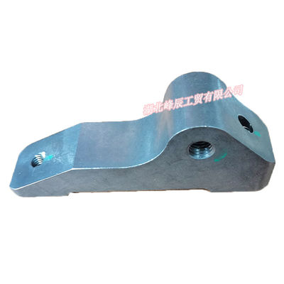 Dongfeng/Dcec Kinland  Engine Parts Auto parts for Truck Fuel Pump Bracket C3926273