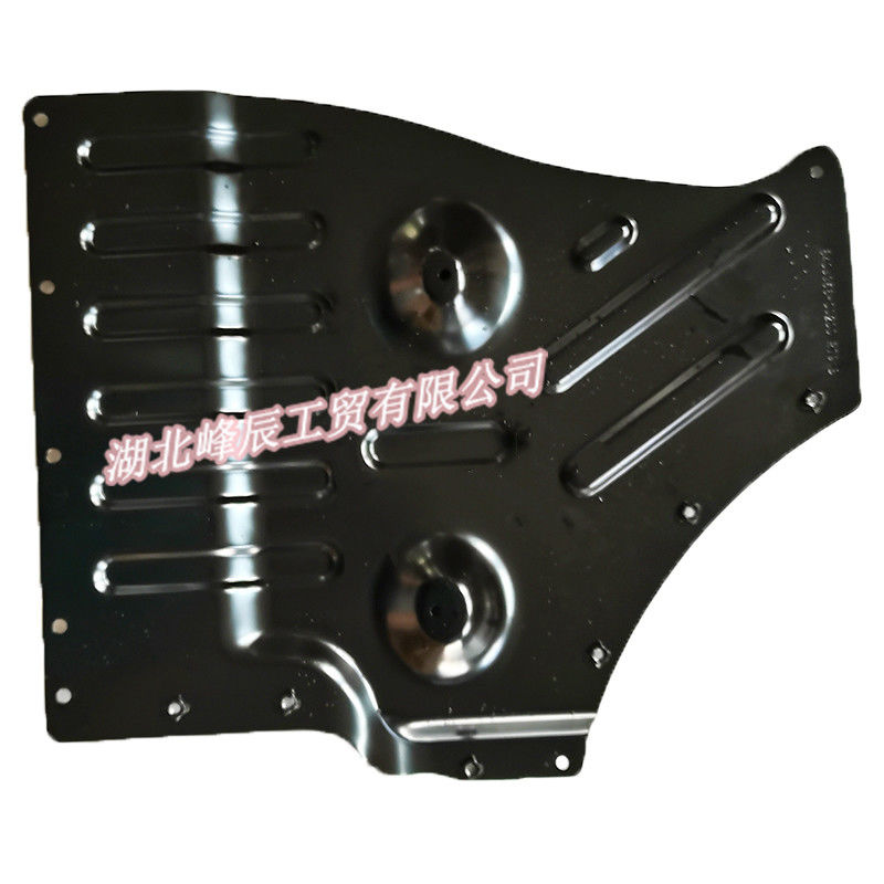 Dongfeng/Dcec Kinland  Engine Parts Auto parts for Truck Rear right longitudinal mudguard assembly 8403366-C0200